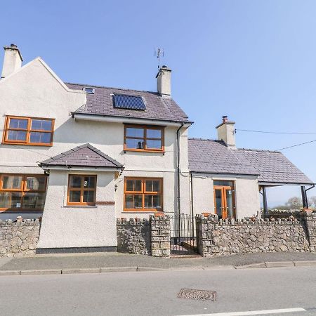 Morannedd Villa Llanfairpwllgwyngyll Exterior photo