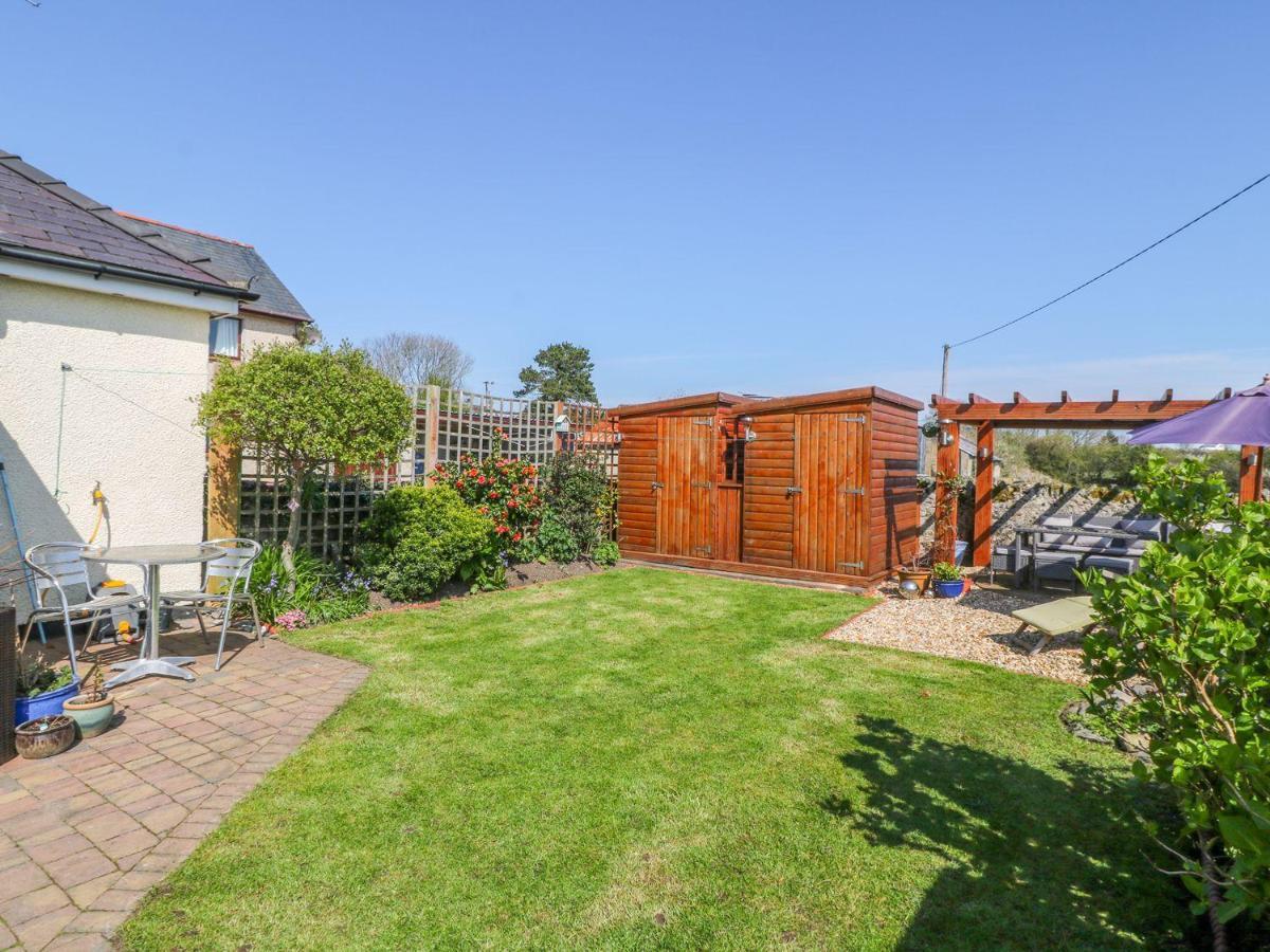 Morannedd Villa Llanfairpwllgwyngyll Exterior photo